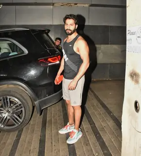 Varun Dhawan spotted in the city 