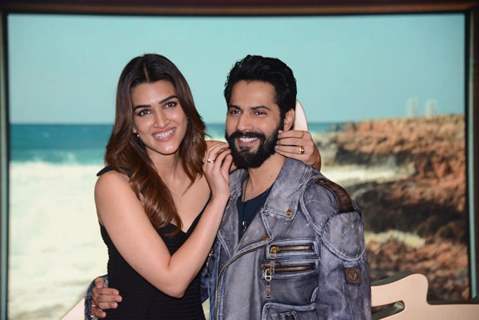 Varun Dhawan and Kriti Sanon snapped special announcement for their film Bhediya