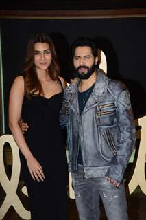 Varun Dhawan and Kriti Sanon snapped special announcement for their film Bhediya