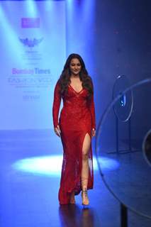 Sonakshi Sinha clicked at the Bombay Times Fashion Week 2022