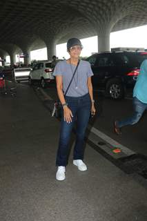 Mandira Bedi snapped at the Mumbai airport