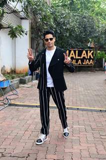 Sidharth Malhotra spotted promoting his film Thank God on the set of Jhalak Dikhhla Jaa 10 