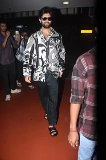 Vijay Devarakonda snapped at the Mumbai airport