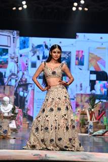 Mouni Roy made heads turn in an embroidered lehenga choli at the Lakme Fashion Week