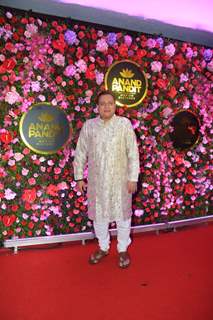 Celebrities spotted at Anand Pandit’s Diwali bash