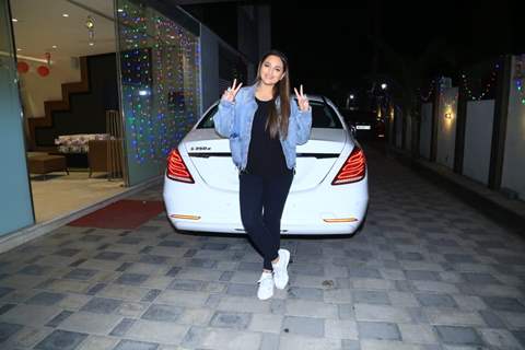 Sonakshi Sinha spotted at Double XL screening at T-Series office in Andheri 