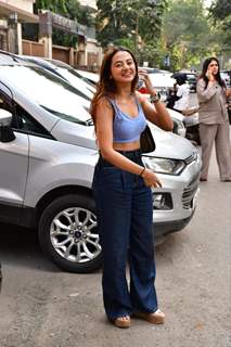 Helly Shah spotted at Farner's cafe in Bandra