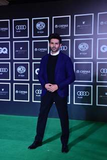 Ranveer Singh made heads turn with his usual fashion statements, in a  non-formal suit with a dragon motif on the pants. Photo