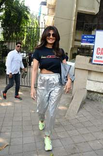 Shilpa Shetty spotted in Juhu