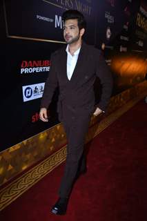Karan Kundrra attend Filmfare Awards 2022