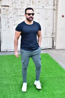 Saif Ali Khan spotted at Mehboob studio 