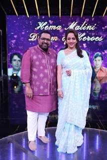 Shankar Mahadevan and Hema Malini snapped on the set of  Sa Re Ga Ma Pa Li'l Champs