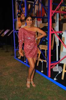 Shriya Saran looked gorgeous in a shimmery one shoulder dress