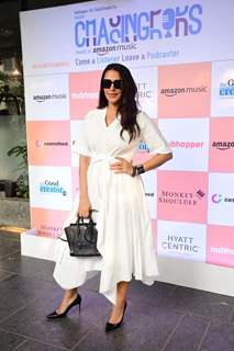 Neha Dhupia spotted in Juhu 