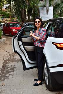 Neetu Kapoor spotted in Bandra