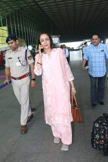 Hema Malini Spotted  at the Mumbai airport