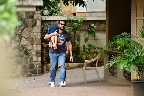 Saif Ali Khan and Taimur Ali Khan spotted in Bandra