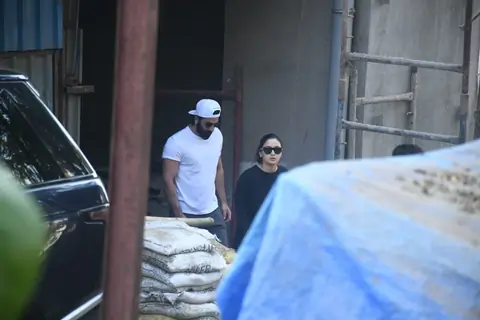 Ranbir Kapoor and Alia Bhatt spotted in Bandra