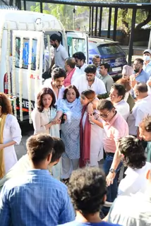 Celebrites spotted Tunisha Sharma's funeral