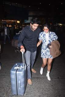 Anjali Arora spotted with her boyfriend at the Mumbai airport 
