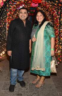 Mehul Nisar with wife 