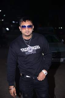 Yo Yo Honey Singh spotted promoting latest song Gatividhi in Andheri 