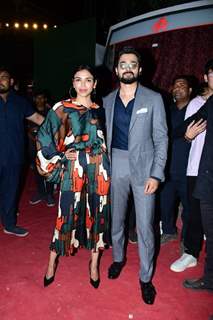 Bhuvan Bam and Shriya Pilgaonkar spotted promoting Tazza Khabar at Mithibai college fest Kshitij