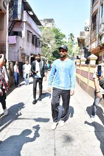 Vicky Kaushal clicked in Bandra