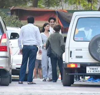  Aryan Khan and Suhana Khan snapped at a screening of Pathaan