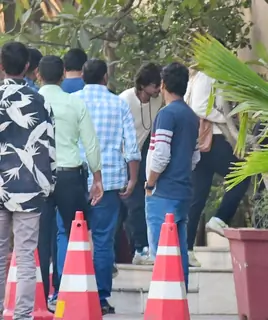 Shah Rukh Khan snapped at a screening of Pathaan