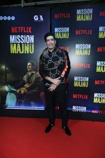 Manish Malhotra grace the screening of Mission Majnu