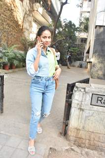 Mira Kapoor snapped in the city 