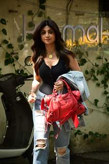 Shilpa Shetty snapped in the city 