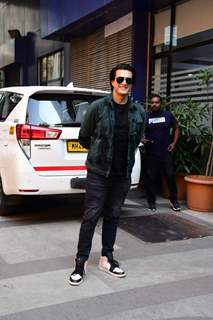 Mohsin Khan snapped promoting upcoming song Kuch Toh Zaroor Hai