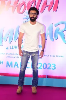 Ranbir Kapoor  grace the special screening of Tu Jhoothi Main Makkaar