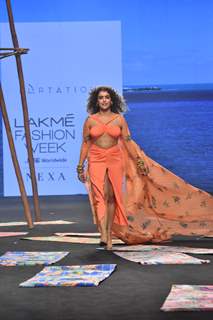 Sanya Malhotra walk the ramp at Lakme Fashion Week 2023 day 2