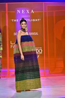 Sanjana Sanghi walk the ramp at Lakme Fashion Week 2023 day 2