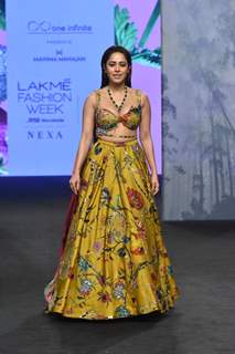 Nushrratt Bharuccha walk the ramp at Lakme Fashion Week 2023 – Day 4