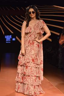 Roshni Chopra walk the ramp at Lakme Fashion Week 2023 – Day 3