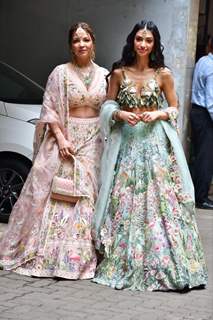 Deanne Panday, Alanna Panday attending Alaana Panday and Deane Panday Mehendi Ceremony 