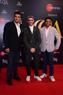 Siddharth Roy Kapur, Jim Sarbh grace red carpet of the 5th edition of Critics’ Choice Awards