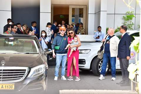 Priyanka Chopra and Nick Jones snapped with daughter Malti at the Kalina airport 