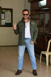 Saif Ali Khan snapped at Mehboob studio in Bandra