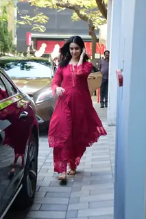 Shraddha Kapoor snapped at T-Series office in Andheri