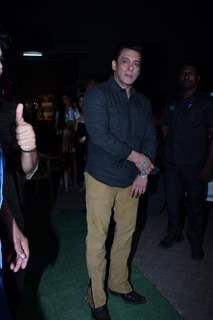 Salman Khan spotted promoting her upcoming film Kisi Ka Bhai Kisi Ka Jaan at Mehboob studio in Bandra