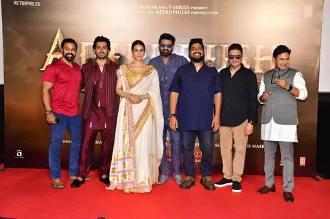 Kriti Sanon, Prabhas, Sunny Singh, Om Raut, Bhushan Kumar, Devdatta Nage snapped at the trailer launch of Adipurush