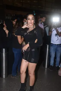 Soundous Moufakir snapped at Mumbai airport 