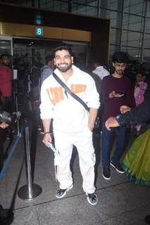 Shiv Thakare snapped at Mumbai airport 