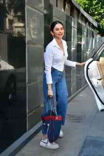 Rakul Preet Singh snapped in Juhu