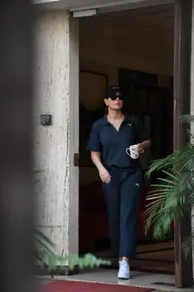 Kareena Kapoor snapped in Bandra 